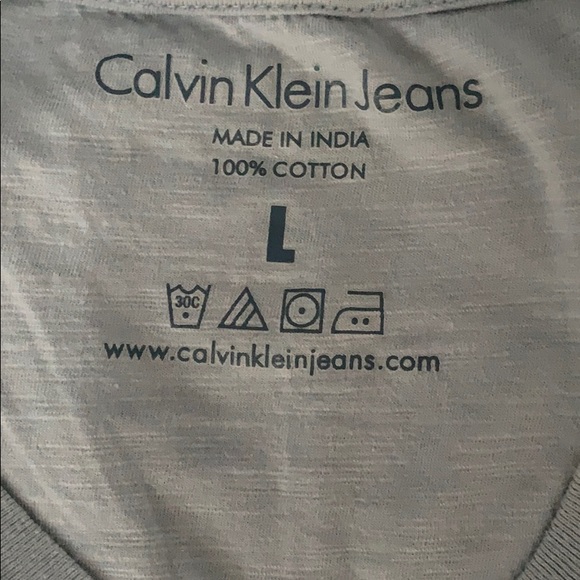 Calvin Klein Jeans Tee - Picture 2 of 5